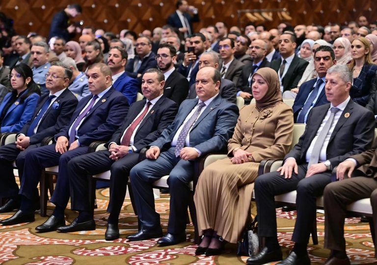 الوزير الأول يشرف على دخول المنظومة الوطنية لحوكمة البيانات حيز الخدمة