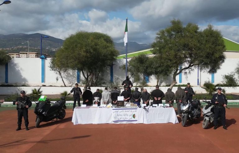 أقبو تطيح بشبكة إجرامية وتضبط كميات كبيرة من المخدرات والمؤثرات العقلية