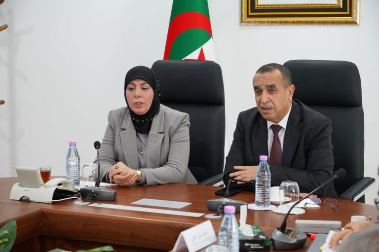 اجتماع حكومي لتسريع رقمنة قطاع الطاقة وتعزيز فعالية المرفق العمومي