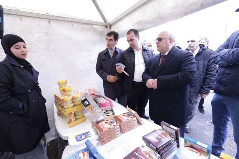 افتتاح الأسواق الجوارية لتعزيز التموين وتقريب الخدمات من المواطنين