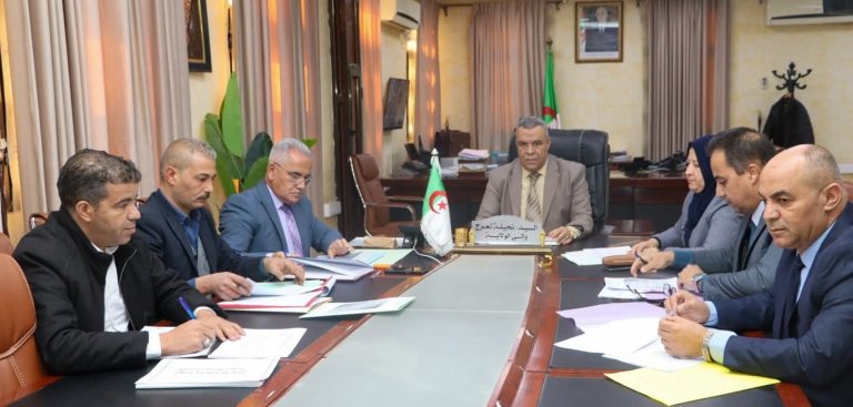 والي ولاية المغير يشدد على تسريع وتيرة إنجاز المشاريع التنموية واحترام معايير الجودة