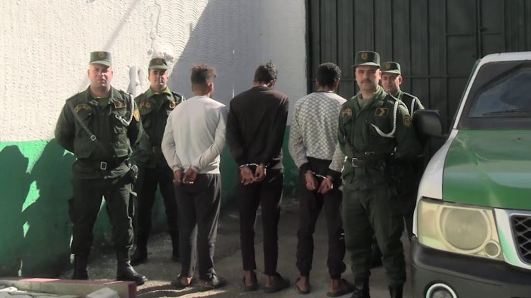 الدرك الوطني بالوادي يطيح بمتورطين في جريمة قتل وسرقة وحرق مركبة