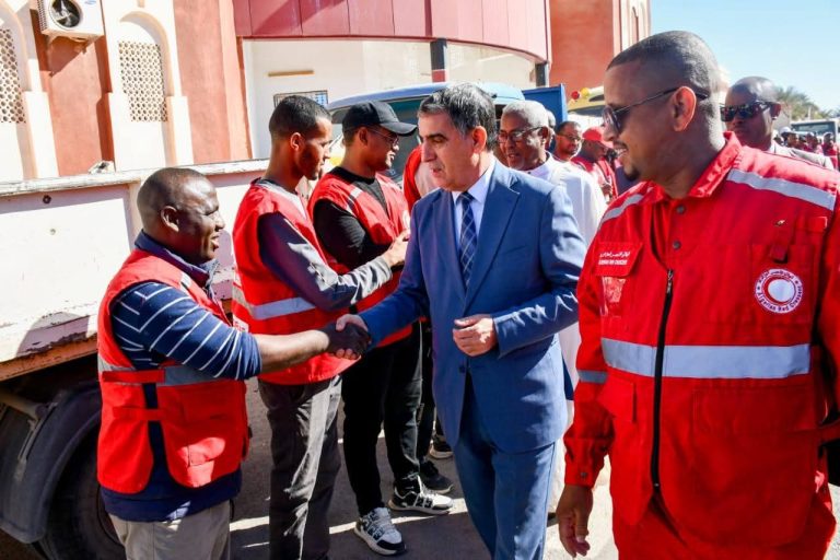 إطلاق القافلة التضامنية “قفة رمضان 2026” للهلال الأحمر الجزائري بأدرار.