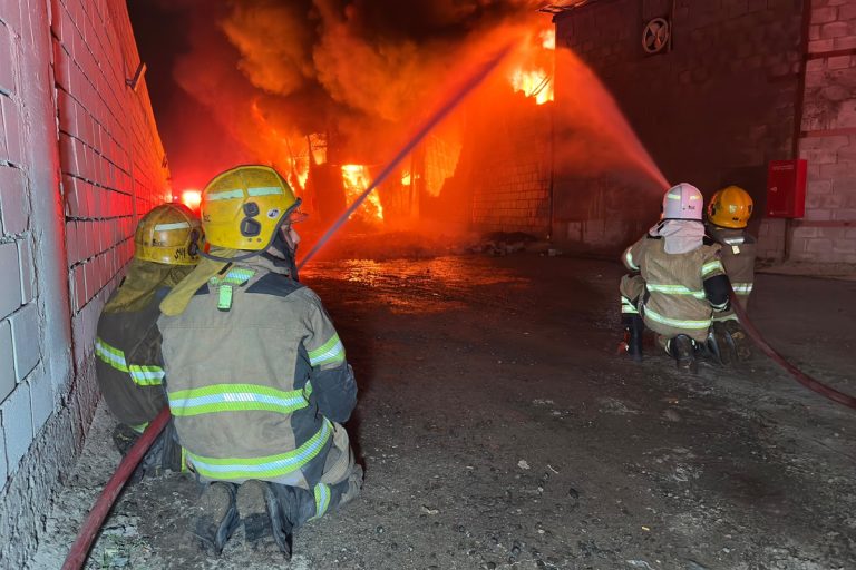 إصابة 6 أشخاص إثر حريق خزانة كهربائية في ولاية غليزان وإخماد الحريق بسرعة