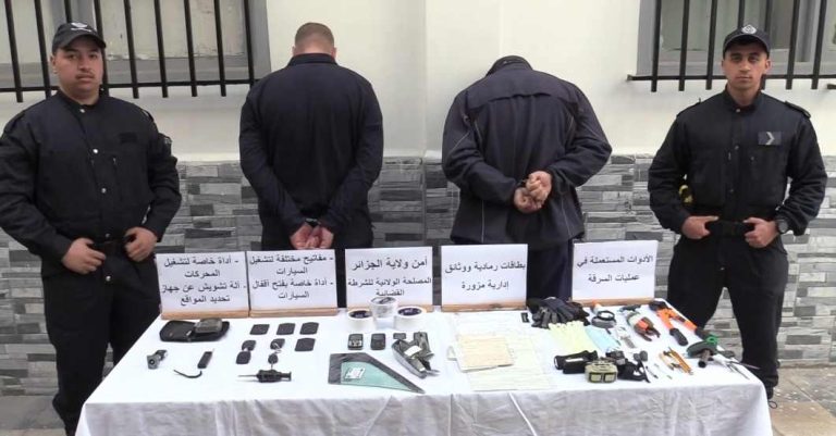 شرطة العاصمة تطيح بشبكتين وطنيتين مختصتين في سرقة المركبات و تسترجع 04 مركبات مسروقة