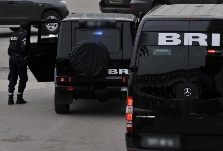 شرطة باتنة توقف 3 أشخاص وتضبط مخدرات ومؤثرات عقلية