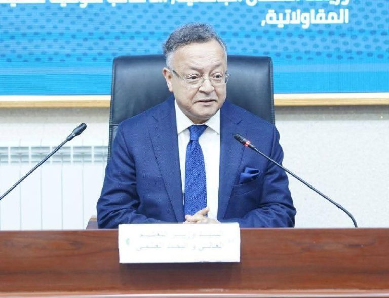 افتتاح ندوة وطنية حول مزايا الاستثمار في صندوق الصناديق بوزارة التعليم العالي