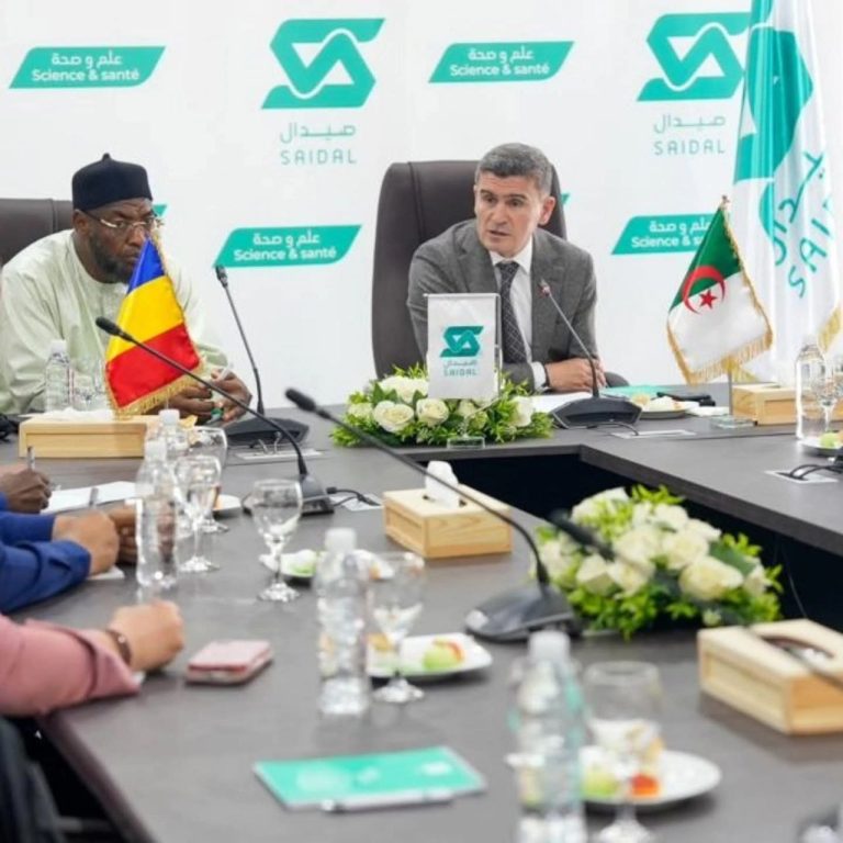 لقاء اقتصادي لتعزيز التعاون الصيدلاني بين الجزائر وتشاد