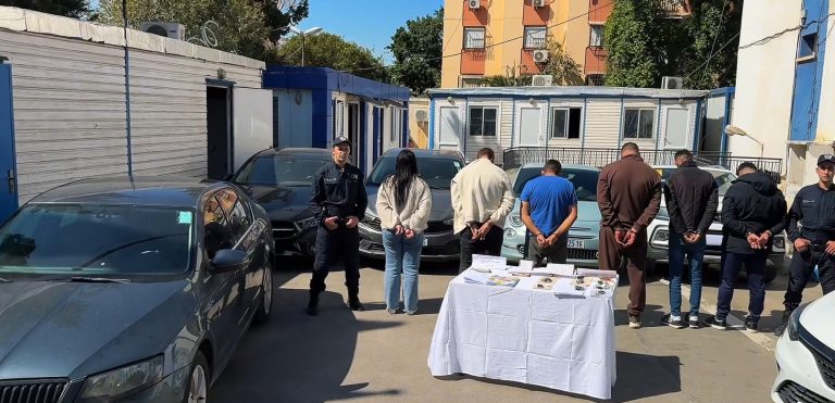 شرطة العاصمة تفكك شبكة إجرامية وتسترجع 11 مركبة مسروقة