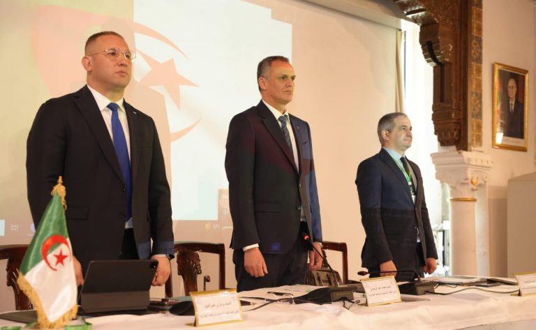 رئيس اللجنة الأولمبية يؤكد دعم المواهب والتحضير المبكر للاستحقاقات الدولية