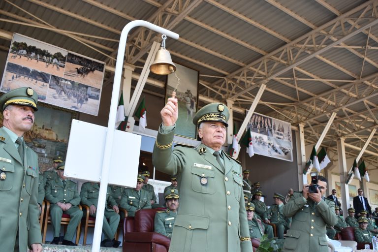 الحرس الجمهوري ينظم البطولة الوطنية العسكرية لرياضات الفروسية بالفوج 11 للخيالة