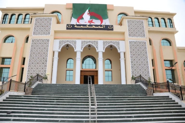 وزير العدل يزور ولاية معسكر ويطلع على سير النشاط القضائي