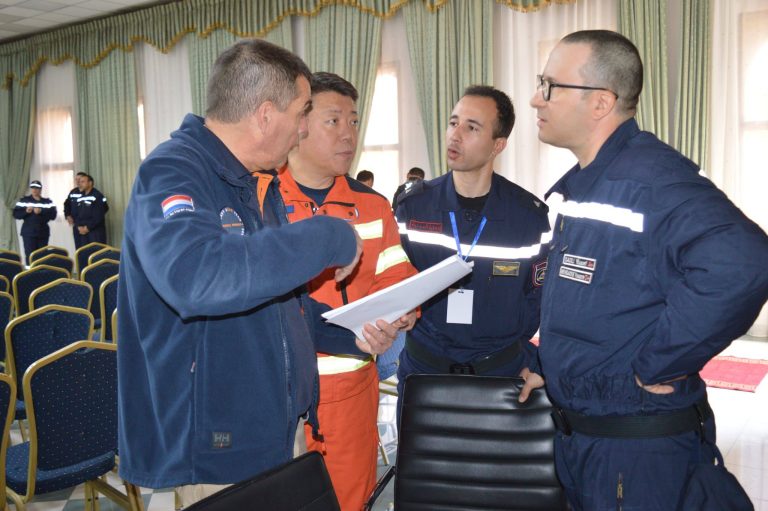 انطلاق فعاليات إعادة تصنيف فريق البحث والإنقاذ في الأوساط الحضرية ALG HUSAR 01