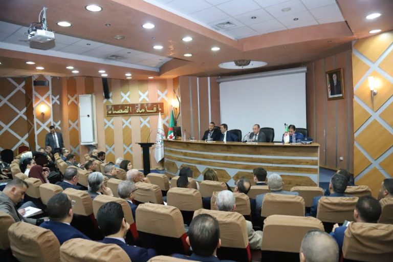 ورشة عمل لتعزيز التعاون الدولي في مكافحة الجريمة العابرة للحدود بالجزائر