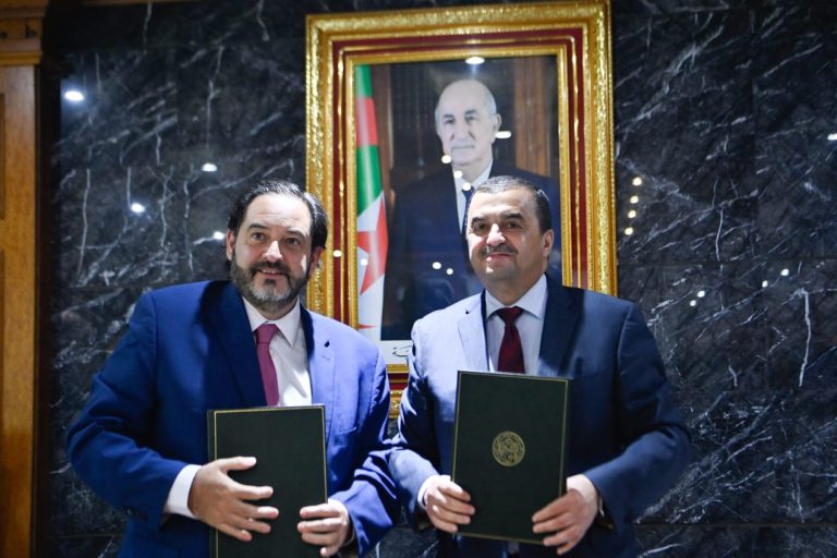 تعزيز الشراكة الطاقوية بين الجزائر ومنظمة أمريكا اللاتينية والكاريبي للطاقة