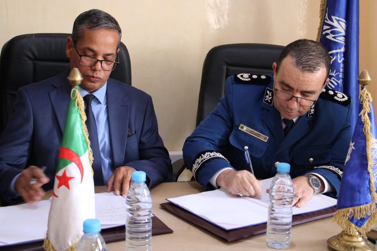 اتفاقية تعاون بين الأمن والجامعة لتعزيز التكوين وتطوير الكفاءات بولاية البيض