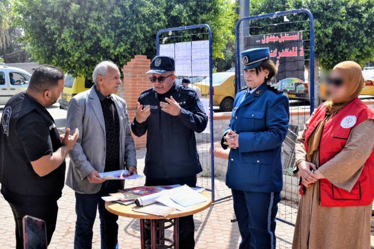 شرطة_غليزان تنظم حملة تحسيسية حول مخاطر المخدرات والمؤثرات العقلية لفائدة الشباب