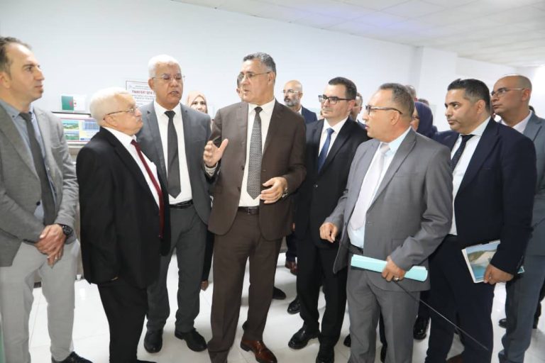 وزير الري في زيارة إلى الوكالة الوطنية للسدود والتحويلات ANBT