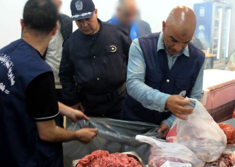 أمن دائرة علي منجلي ينفّذ خرجة رقابية مشتركة مع أعوان التجارة