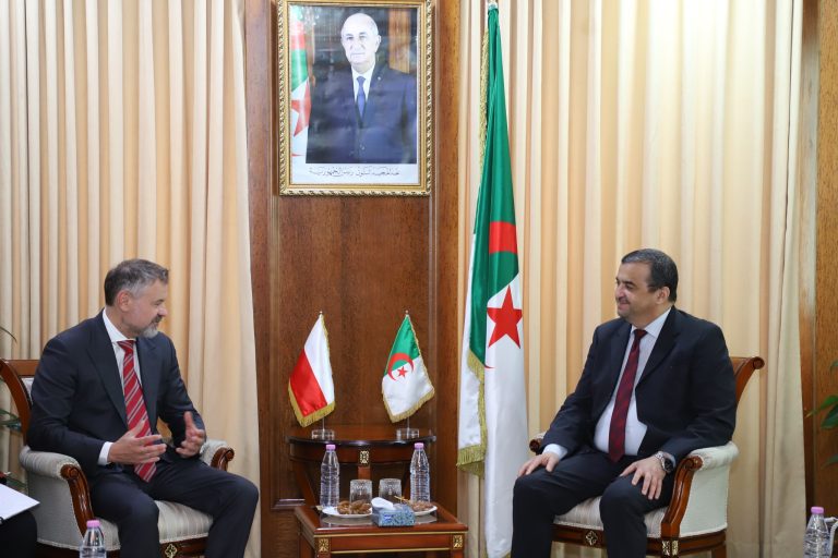 وزير الدولة، وزير المحروقات يستقبل نائب وزير أملاك الدولة بجمهورية بولندا لبحث آفاق التعاون والاستثمار مع سوناطراك