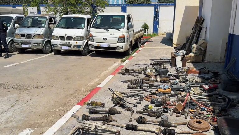 شرطة العاصمة تُطيح بشبكة إجرامية منظّمة مختصّة في سرقة المركبات وتسترجع (07) سيارات  مسروقة