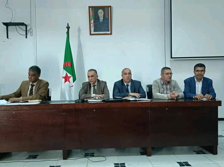 اجتماع تنسيقي بمديرية التربية بسيدي بلعباس للتحضير للامتحانات وتنظيم النشاطات المدرسية