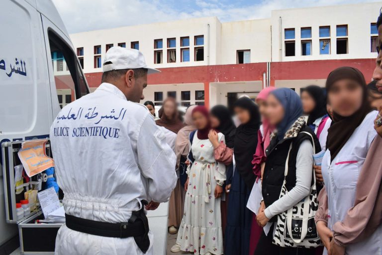  شرطة الطارف تشارك في فعاليات الأسبوع الوطني للاعلام و التوجيه المدرسي و المهني