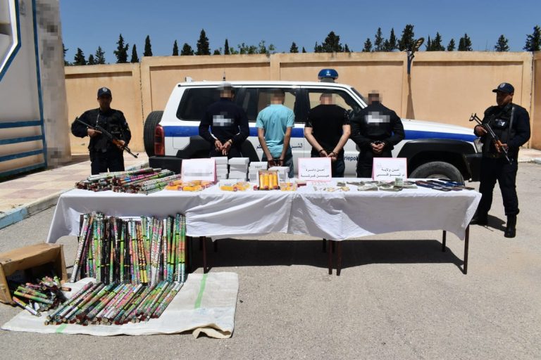 أم_البواقي أمن دائرة عين كرشة تضع حد لشبكة إجرامية تنشط في مجال تهريب المهاجرين