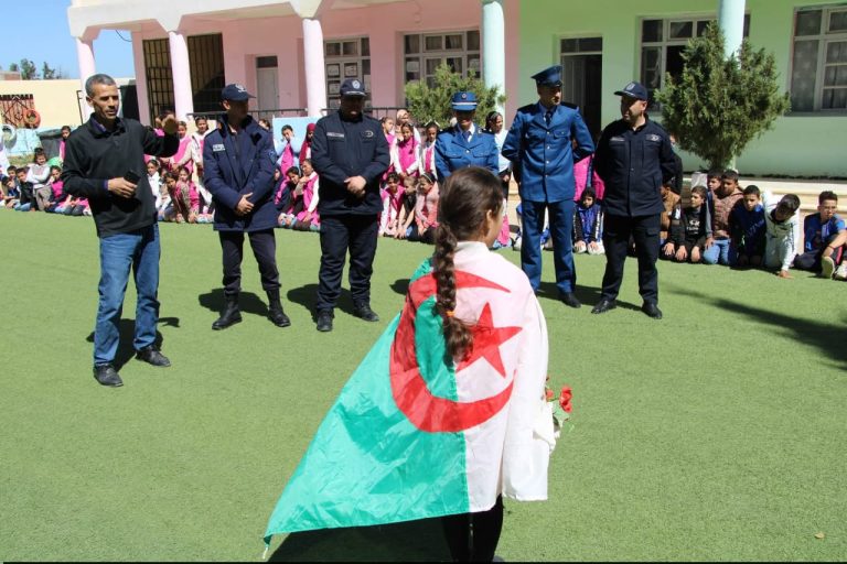 شرطة البليدة تقوم بـ 158   لقاء التحسيسي التوعوي خلال الثلاثي الاول من السنة الجارية