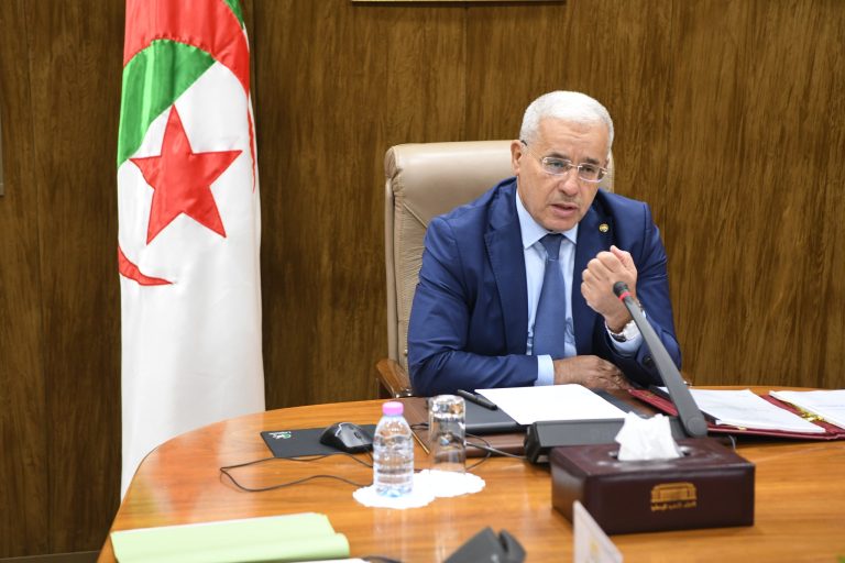 اجتماع بمقر المجلس الشعبي الوطني لمتابعة تنفيذ ميزانية سنة 2026
