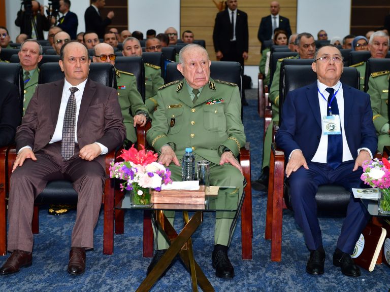 افتتاح ملتقى وطني حول المقاربة الجزائرية لبناء الأمن والسلم في إفريقيا