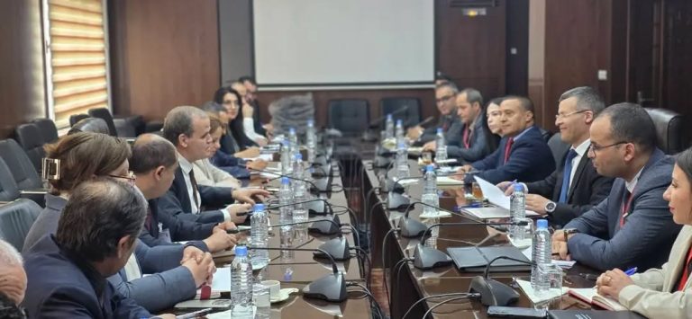 التجارة_الخارجية ووكالة_الاستثمار تناقشان توجيه الاستثمارات نحو تقليص فاتورة الاستيراد