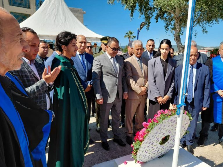 من أمجاد الثورة التحريرية إلى صرح الجامعة.جامعة الطارف تُحيي اليوم الوطني للطالب في أجواء وطنية وعلمية مميزة تعكس روح الوفاء والعلم