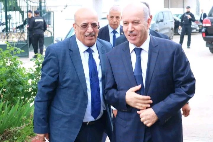 زيارة عمل لوزير العمل إلى المدية لمتابعة مشاريع وخدمات اجتماعية