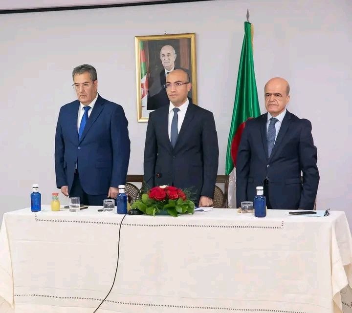 الجزائر بالخارج.. شايب يترأس اجتماعًا تنسيقيًا بمدريد لتعزيز الخدمات القنصلية وتحضير الاستحقاقات المقبلة