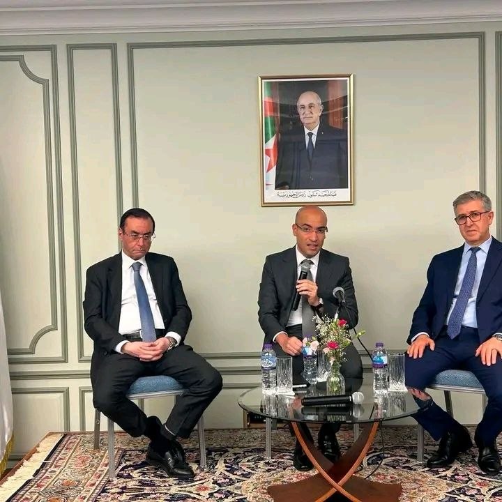 سفيان_شايب يشرع في زيارة عمل إلى المملكة_المتحدة لتعزيز التواصل مع الجالية الوطنية بالخارج
