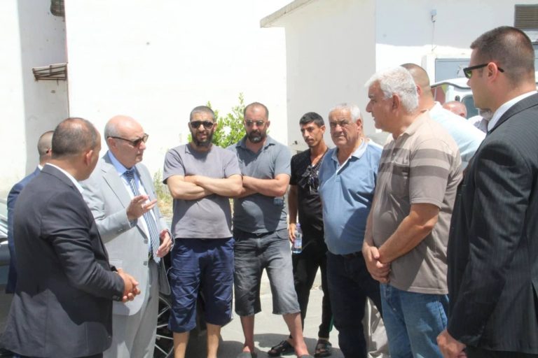 تيزي_وزو والي الولاية يشرف على مشروع تهيئة وتوسعة المدخل الشرقي لحي 520 مسكن وتحسين النقل الحضري