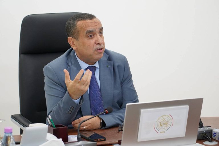 مراد_عجال يترأس اجتماعًا لمتابعة ملفات الهيدروجين والأمن الطاقوي والمخزون الاستراتيجي
