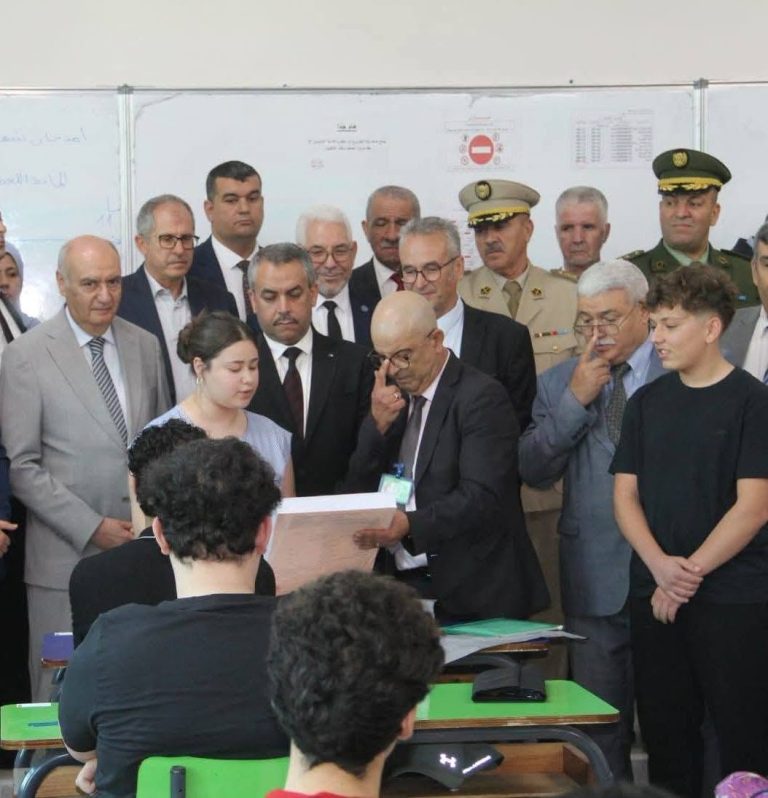 تيزي_وزو تحتضن الانطلاق الرسمي لـالبكالوريا_2026 بمشاركة أكثر من 876 ألف مترشح عبر الوطن