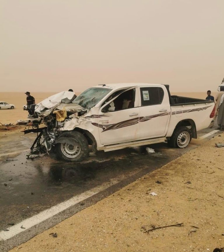 برج_باجي_مختار حادث مرور مميت يخلف 4 وفيات وإصابتين في اصطدام بين سيارتين