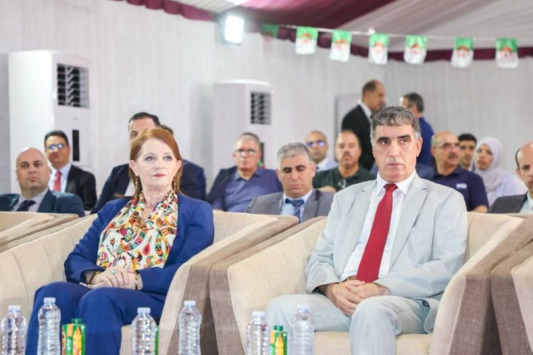 ♦️حورية مداحي ويحيى بشير بمعية والي أدرار فضيل ضويفي يدشنون فندق الفقارة ويؤكدون دعم الاستثمار السياحي بالولاية.