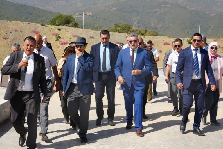 وزير الري يتفقد مشاريع استراتيجية لتدعيم التزويد بالمياه الصالحة للشرب بولاية البليدة