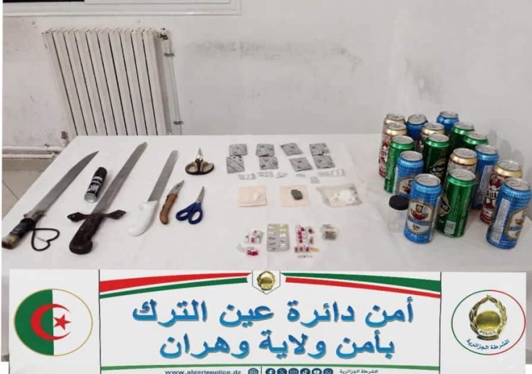 شرطة وهران تداهم أوكار الجريمة بعين الترك وتوقف 17 شخصًا وتحجز مخدرات وكوكايين و126 قرصًا مهلوسًا