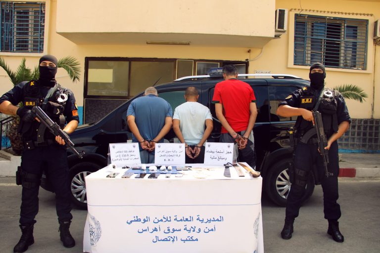 أمن ولاية سوق أهراس حجز 110 غرام من الكوكايين وتوقيف 04 أشخاص من بينهم فتاة