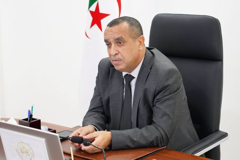 وزير الطاقة يترأس اجتماع حول الاشغال التحضيرية للحدث العالمي الذي ستشهده العاصمة