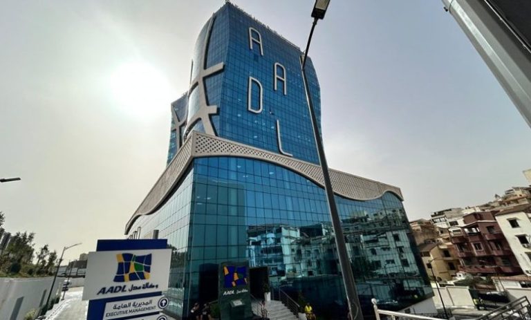 «عدل 3» يقترب من موعد الحسم.. أولى السكنات تُسلَّم في 1 نوفمبر