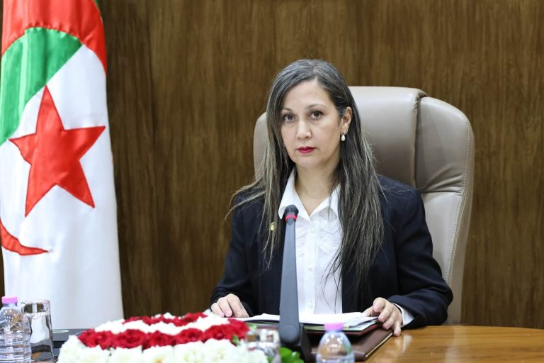 رئيسة المجلس الشعبي الوطني تحيي اليوم الوطني للمجاهد