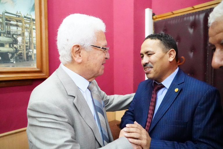 بتكليف من السيد عزوز ناصر، شارك السيد صالح رقيق، نائب رئيس مجلس الأمة،في فعاليات منتدى الذاكرة