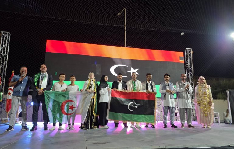 مشاركة جزائرية متميزة في افتتاح المهرجان الشبابي الدولي لفنون الفرجة بصفاقس