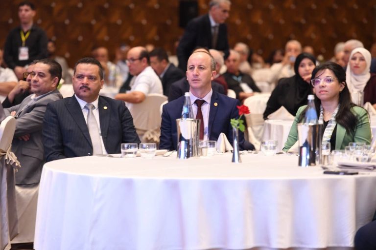 المجلس الشعبي الوطني يشارك في فعالية إحياء الذكرى الـ70 لتأسيس الاتحاد العام للتجار والحرفيين الجزائريين